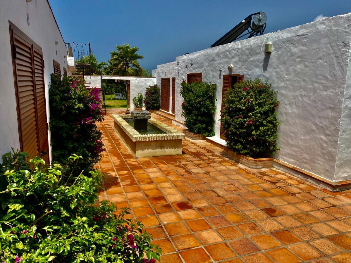 Banti Garden Hotel Tarifa Ngoại thất bức ảnh