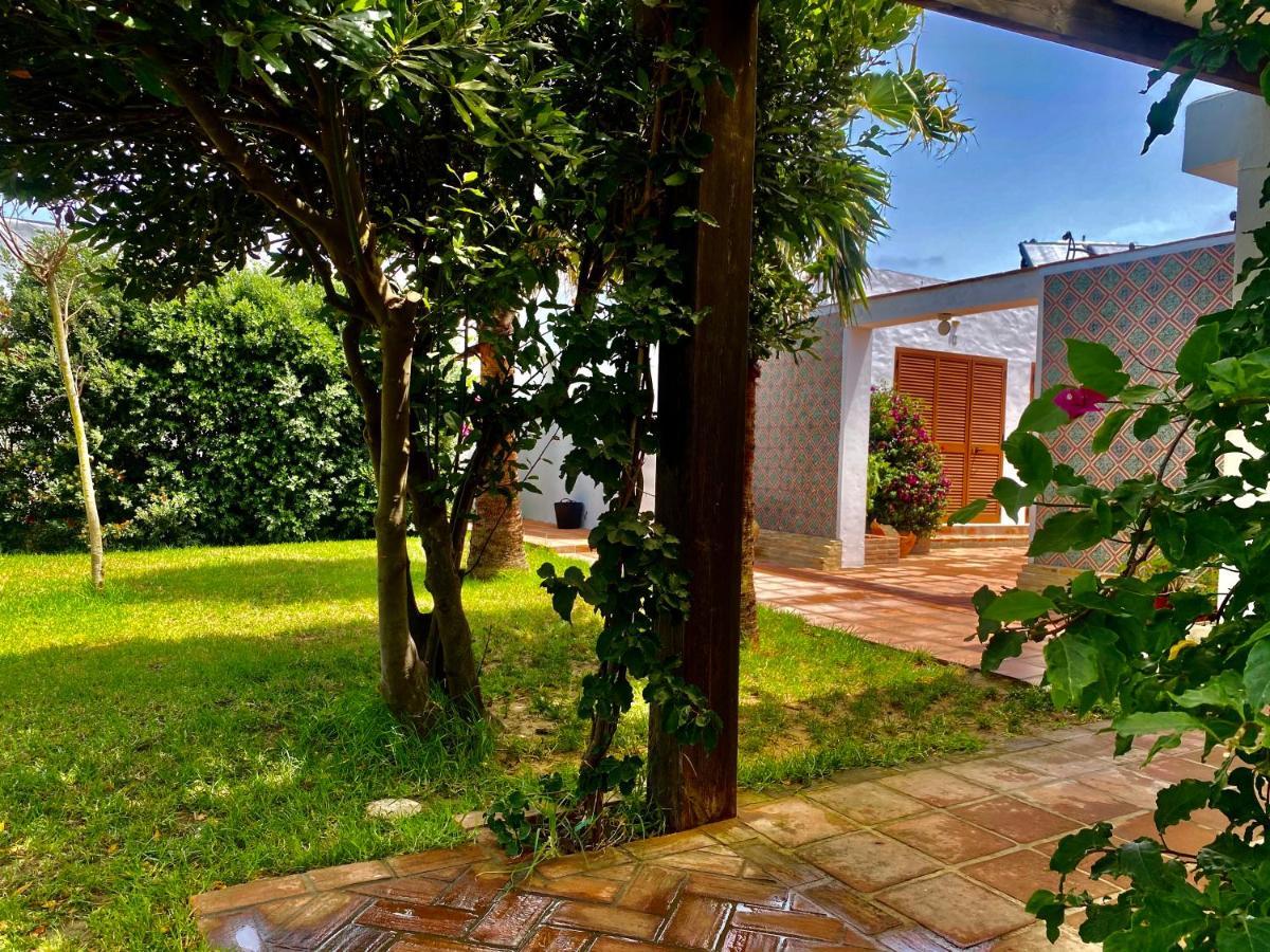 Banti Garden Hotel Tarifa Ngoại thất bức ảnh