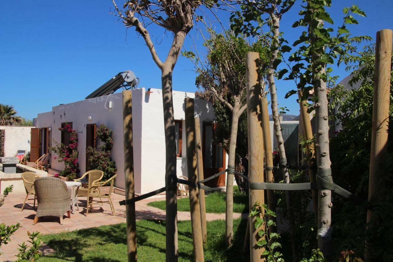 Banti Garden Hotel Tarifa Ngoại thất bức ảnh